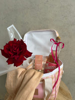 Valentine’s Pink Prosecco Picnic Hamper