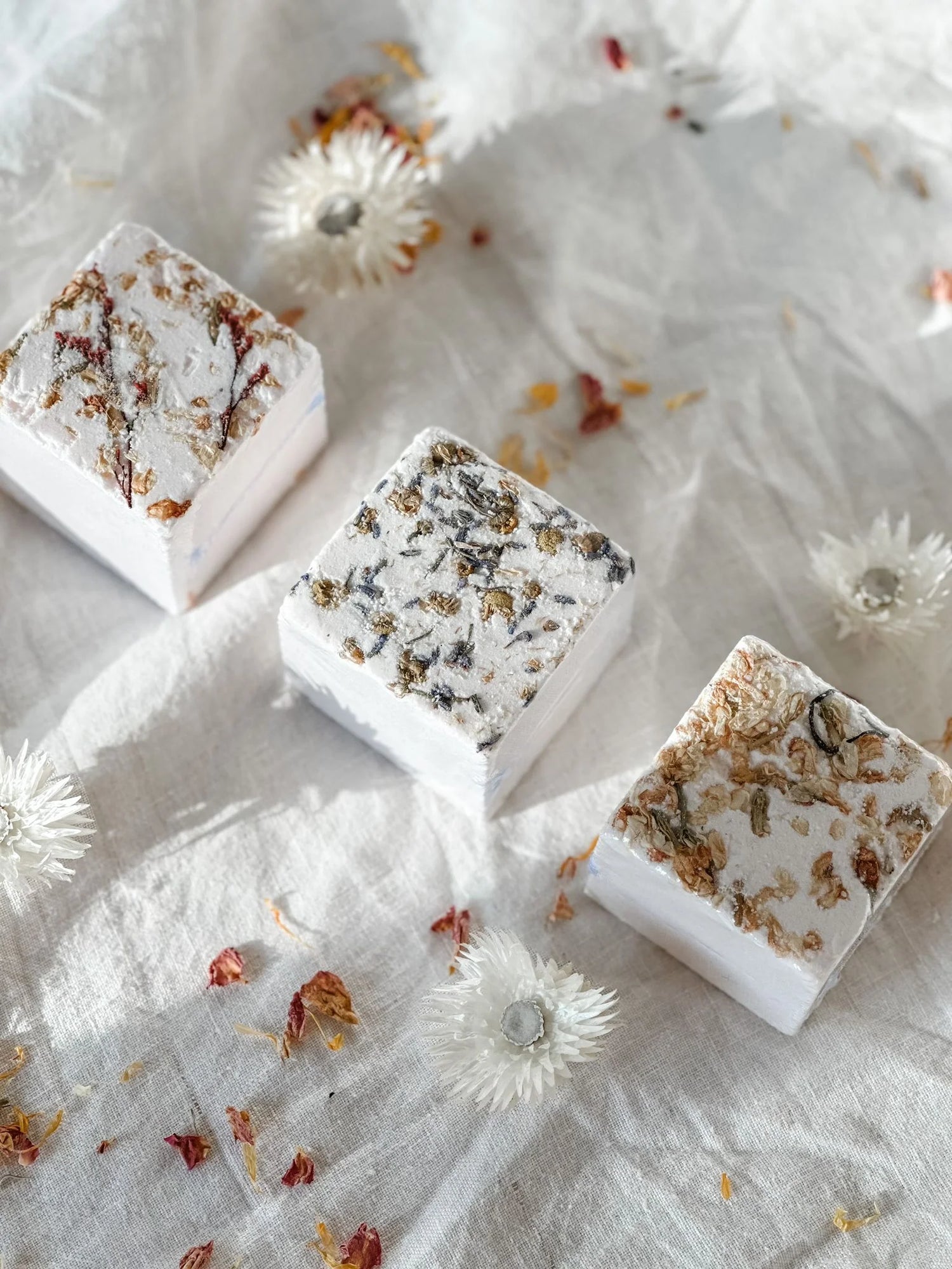 Luxe Bath Bomb - Soaked Body Bar