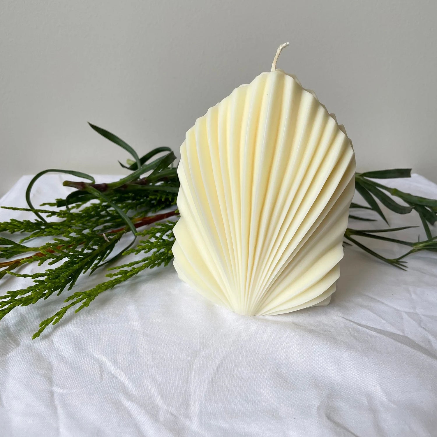 Candle - Mons.Studio