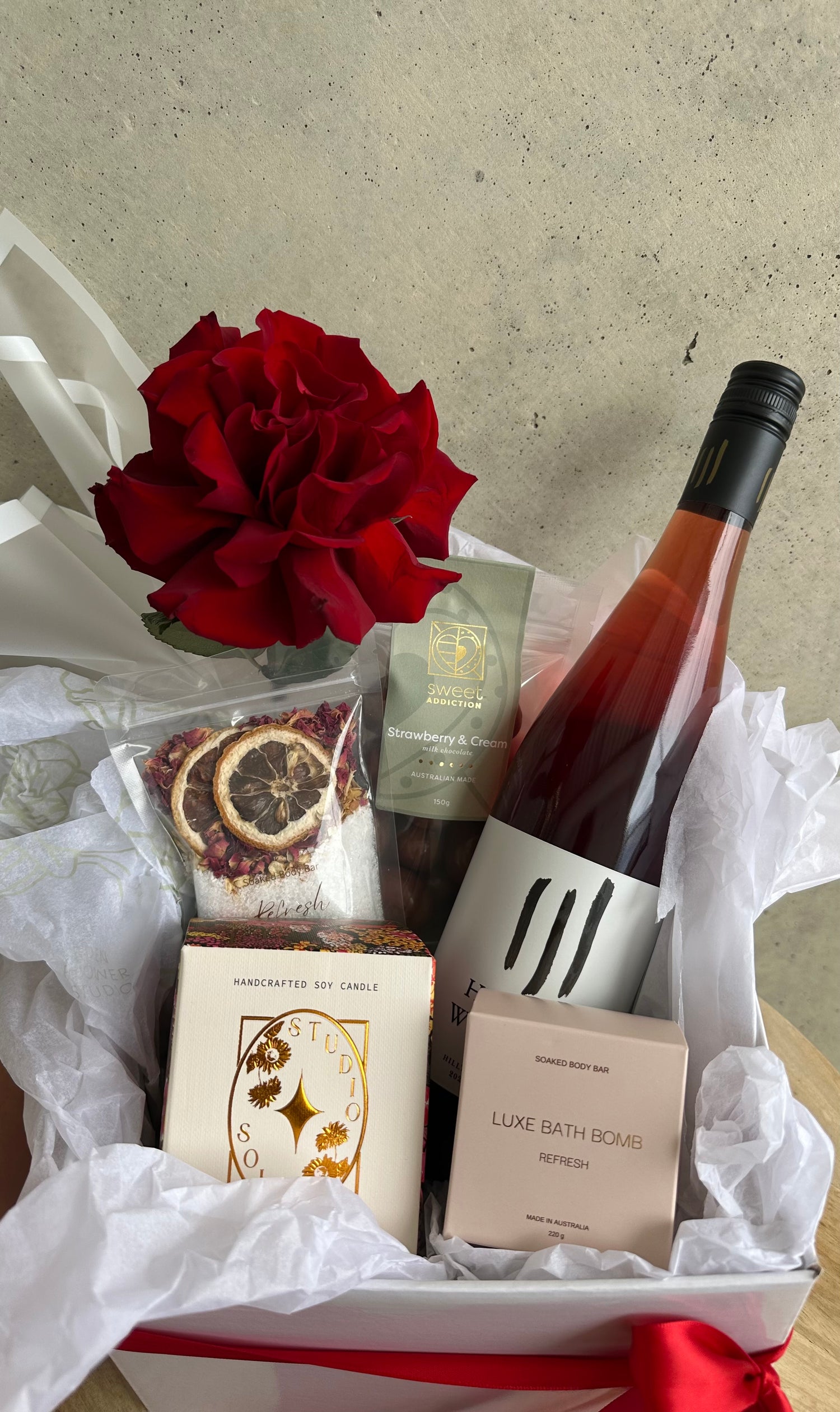 Valentine’s Day Gift Hamper | Luxury Romantic Gifts